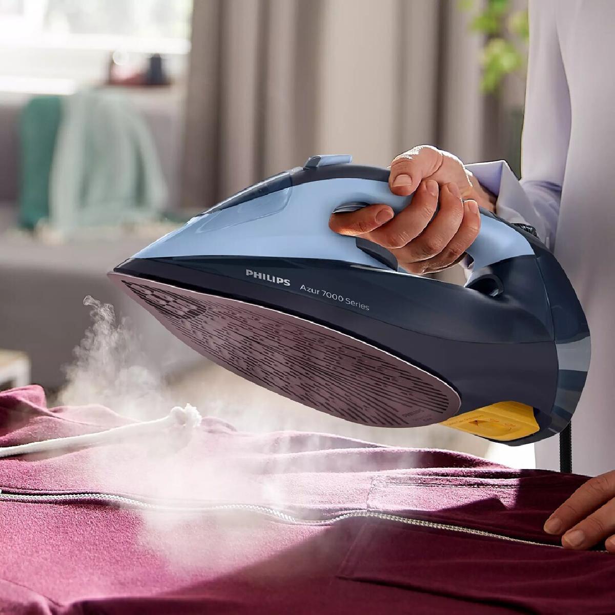 Philips  DST7041/20 HV Steam Iron 2800 watt 50gr/min Light Dark Blue