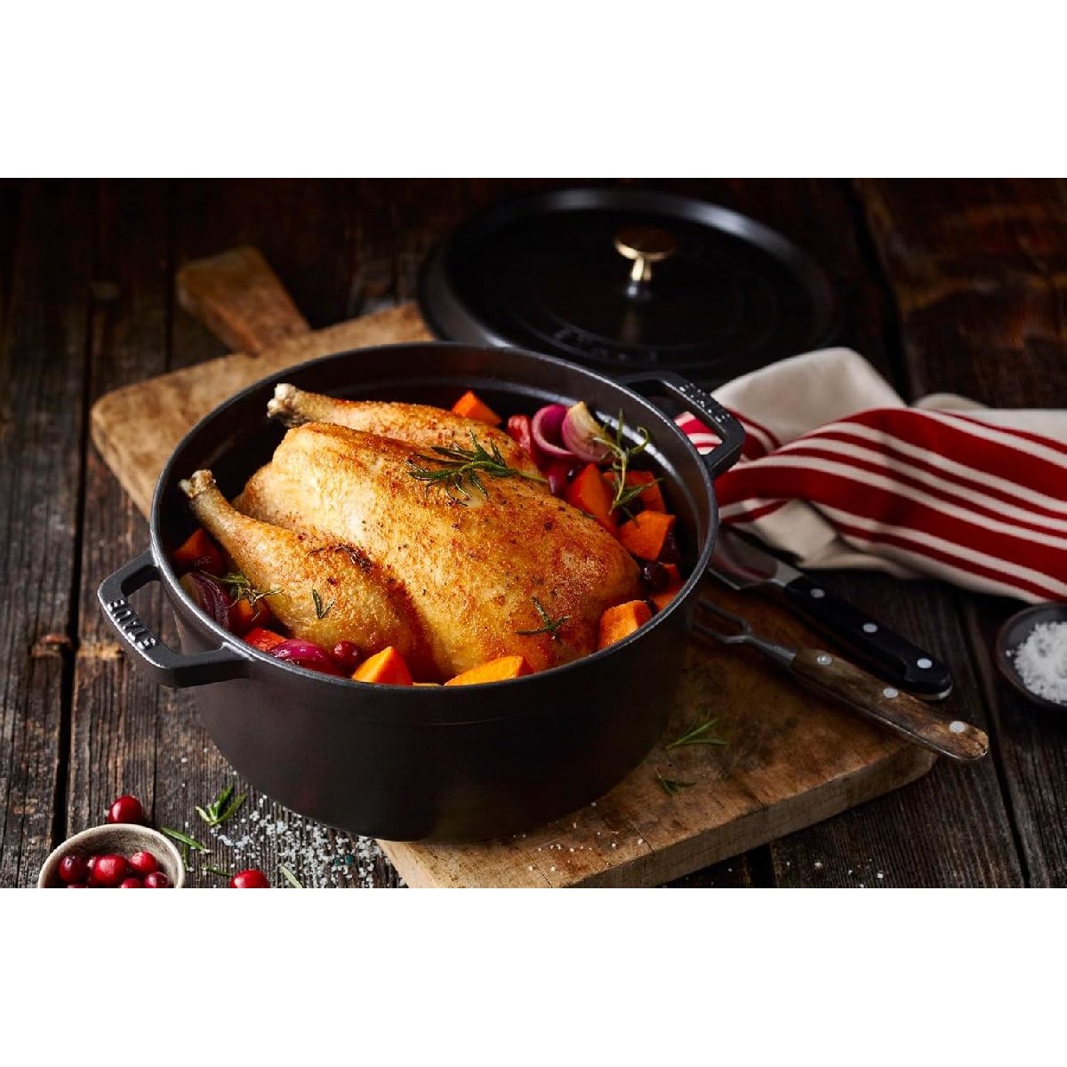 Staub La Cocotte Round Κατσαρόλα από Μαντέμι 18cm 1.7 lt για όλες τις εστίες black (40509-485-0)