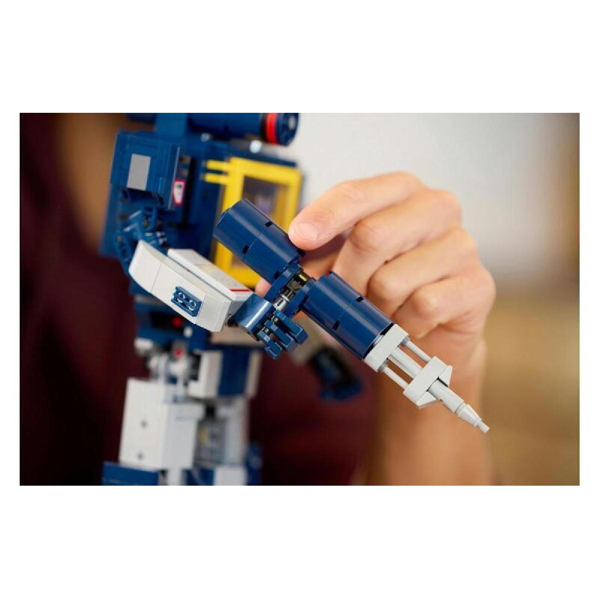 LEGO Icons Transformers Soundwave (10358)