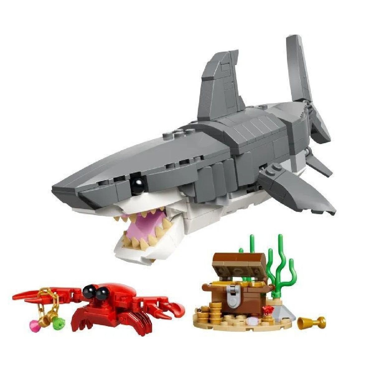 LEGO® Creator 3in1 Fierce Shark With A Treasure Chest (31381)