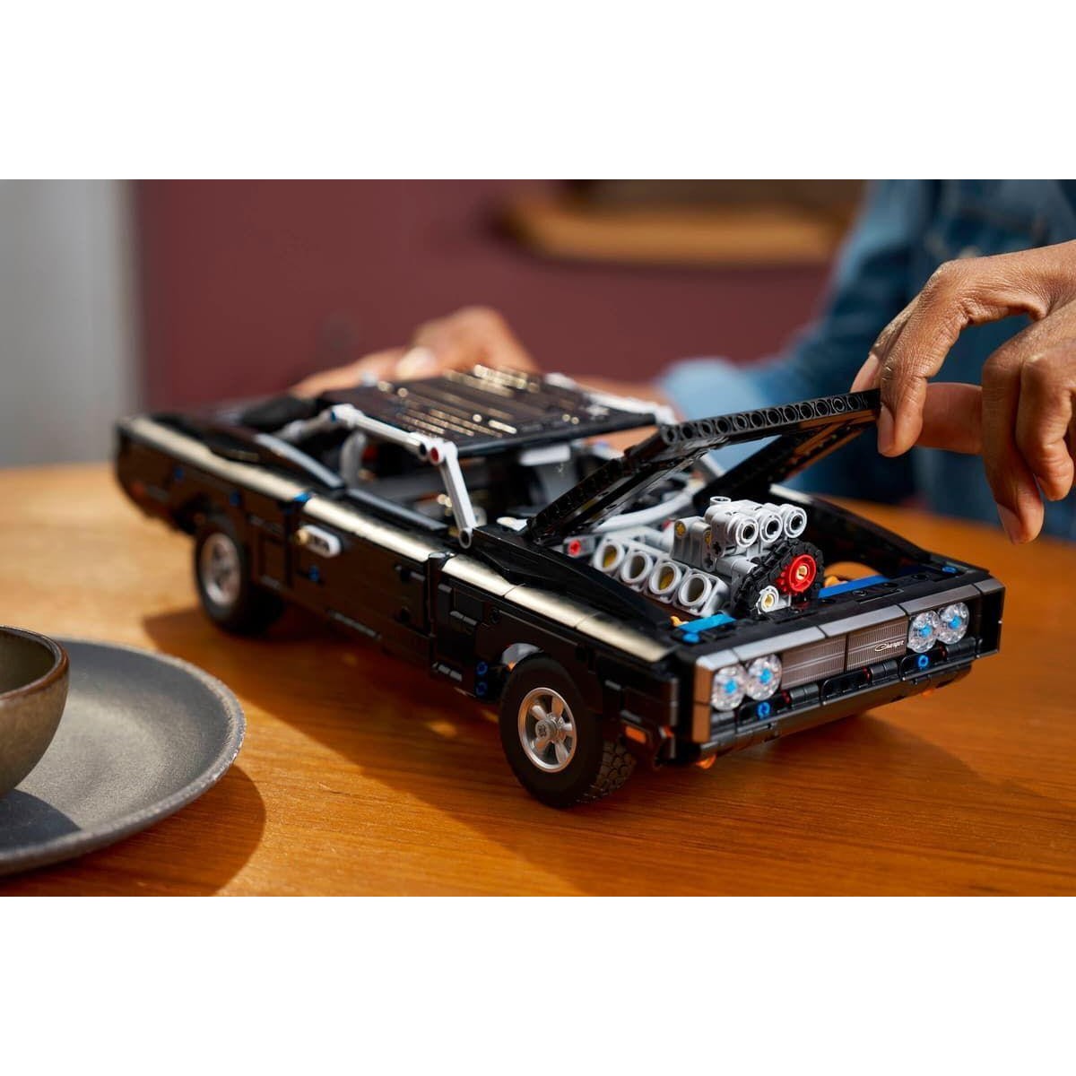 LEGO® Technic Fast & Furious Dodge Charger R/T Car (42231)