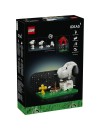LEGO® Ideas Peanuts: Snoopy's Doghouse (21368)