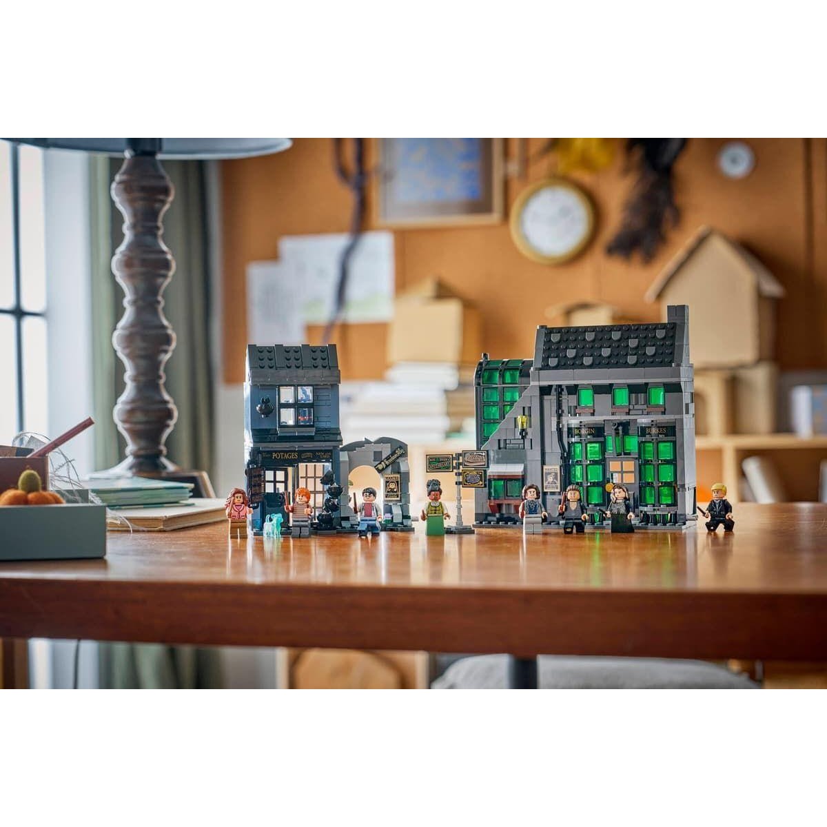 LEGO® Harry Potter Knockturn Alley Wizarding Shops (76471)