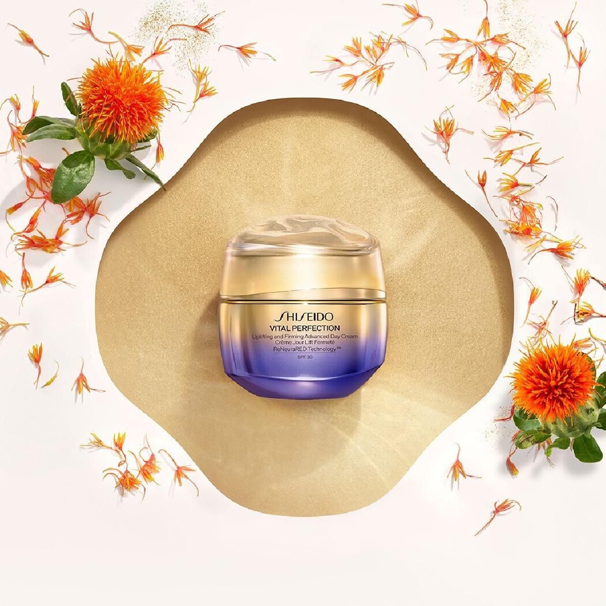 Shiseido Vital Perfection Συσφικτική Κρέμα Προσώπου Ημέρας SPF30 50ml